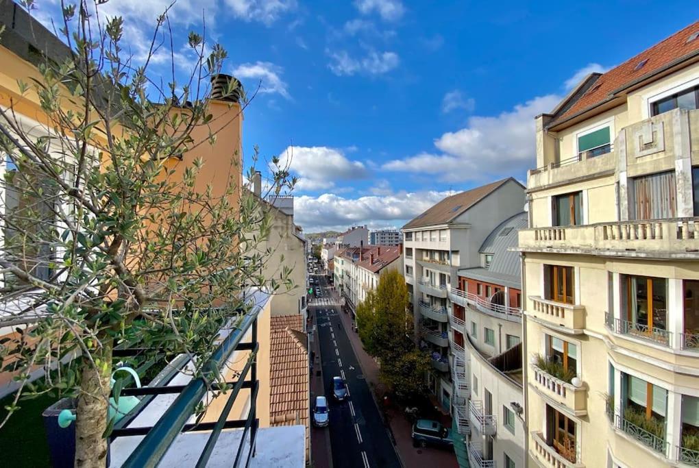 Toit-Terrasse Traversant Plein Centre 100M Du Lac Apartment Annecy Luaran gambar
