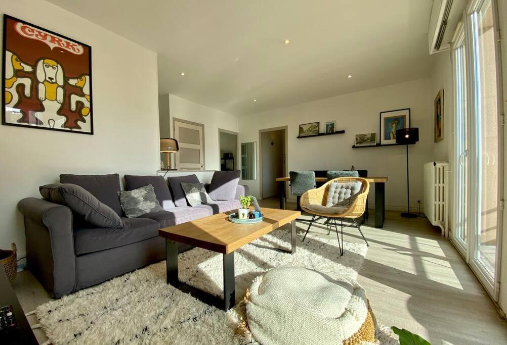 Toit-Terrasse Traversant Plein Centre 100M Du Lac Apartment Annecy Luaran gambar